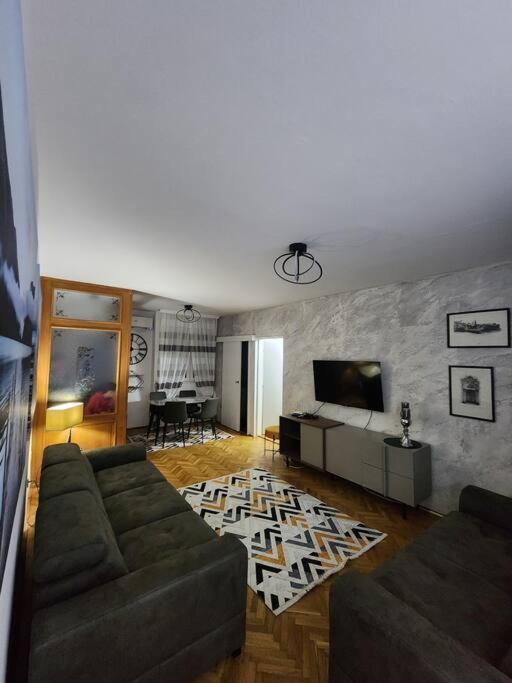 1 Apartment Budva
